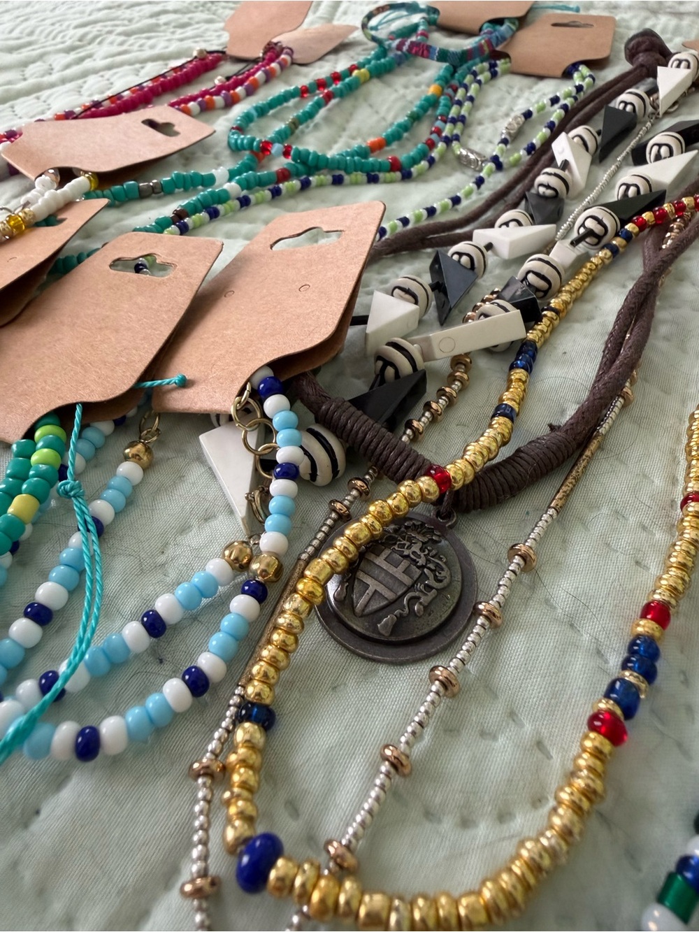 100+ Piece Lot Women's Glass, Natural Stone Hand Beaded Necklaces/Bracelets - Picture 12 of 16